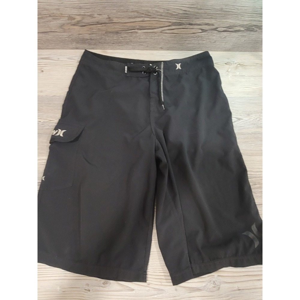Hurley board shorts Black size 20 dry fast nylon excellent cargo pockets